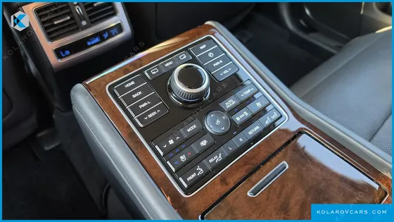 HYUNDAI EQUUS VS500