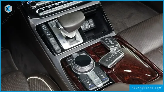 GENESIS EQ900 5.0 GDI AWD