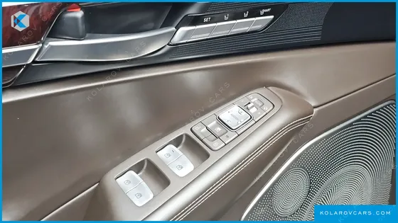 GENESIS EQ900 5.0 GDI AWD