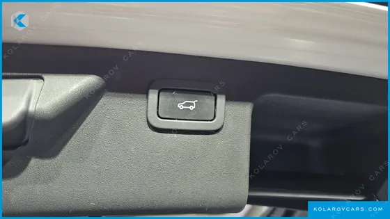 LAND ROVER DISCOVERY SPORT 2.0 TD4 HSE LUXURY