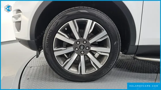 LAND ROVER DISCOVERY SPORT 2.0 TD4 HSE LUXURY