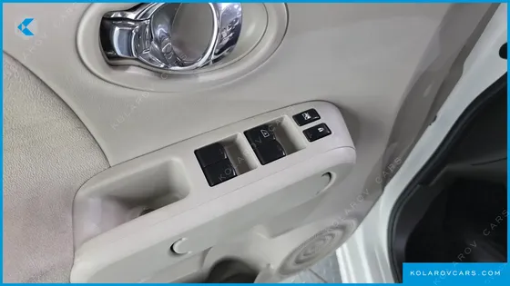 NISSAN CUBE 1.8 S