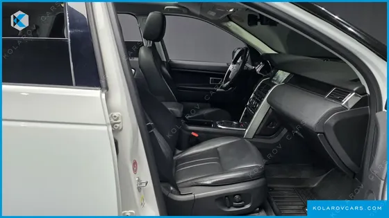 LAND ROVER DISCOVERY SPORT 2.0 TD4 SE (150PS)