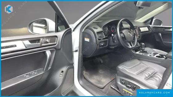 VOLKSWAGEN TOUAREG V6 3.0 TDI BLUEMOTION