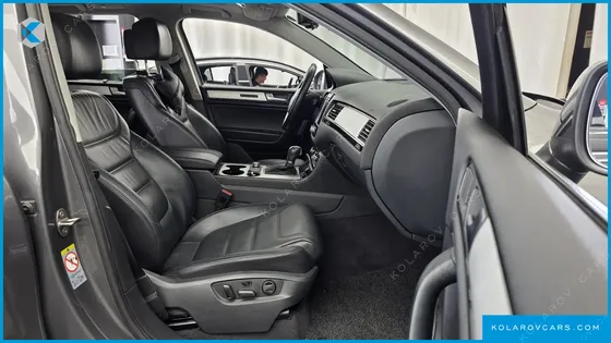 VOLKSWAGEN TOUAREG V6 3.0 TDI BLUEMOTION
