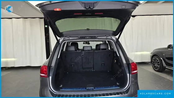 VOLKSWAGEN TOUAREG V6 3.0 TDI BLUEMOTION