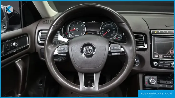 VOLKSWAGEN TOUAREG V6 3.0 TDI BLUEMOTION