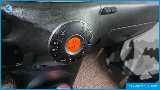 NISSAN CUBE 1.8 SL