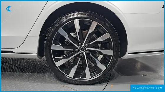 VOLVO S90 B5 ULTRA DARK AIR SUS