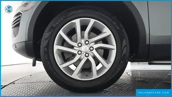 LAND ROVER DISCOVERY SPORT 2.0 TD4 SE