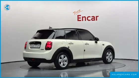 MINI COOPER 5DOOR STANDARD