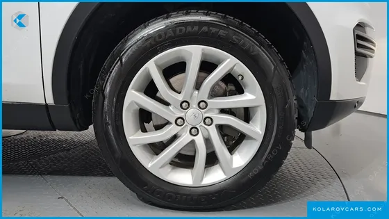 LAND ROVER DISCOVERY SPORT 2.0 TD4 SE (150PS)
