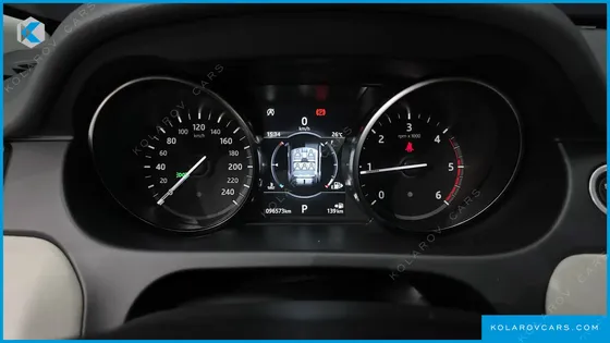 LAND ROVER DISCOVERY SPORT 2.0 TD4 SE (150PS)