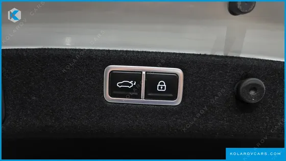GENESIS G70 GASOLINE 3.3T 2WD
