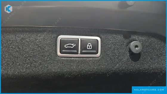 GENESIS G70 GASOLINE 2.0T 2WD