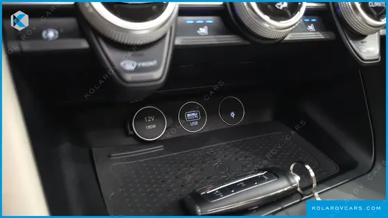 GENESIS G70 GASOLINE 2.0T 4WD
