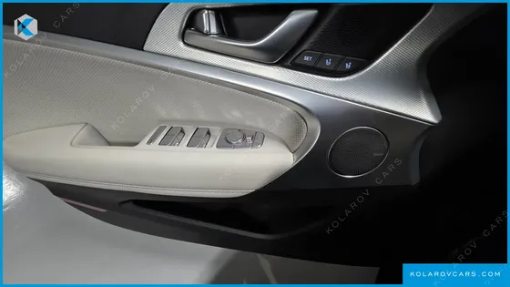 GENESIS G70 GASOLINE 2.5T 2WD