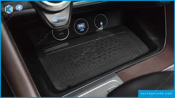 GENESIS G70 GASOLINE 2.0T 2WD
