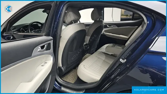 GENESIS G70 GASOLINE 2.0T 2WD