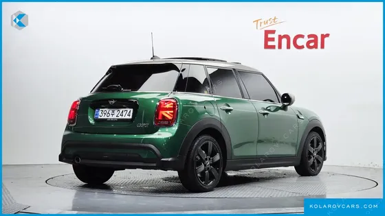 MINI COOPER 5-DOOR PICCADILLY EDITION