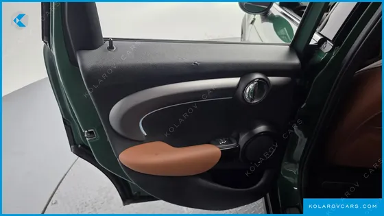 MINI COOPER 5-DOOR PICCADILLY EDITION