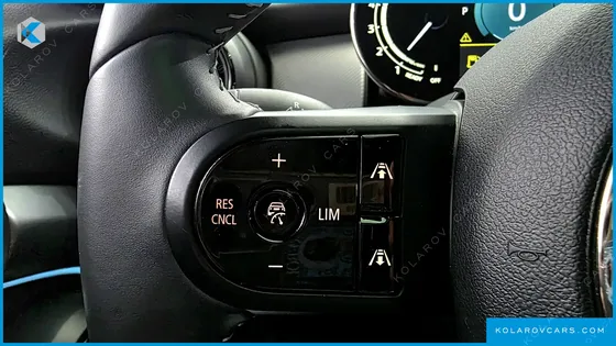 MINI COOPER 5-DOOR PICCADILLY EDITION