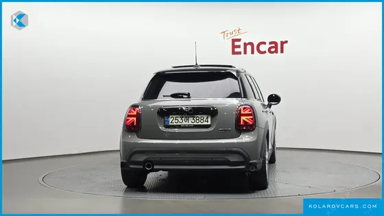 MINI COOPER 5DOOR CLASSIC PLUS LAUNCH PACK