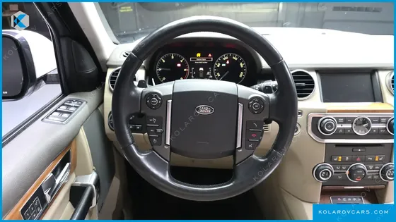 LAND ROVER DISCOVERY 3.0 SDV6 SE