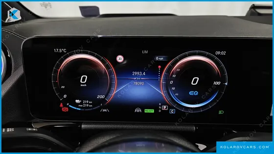 MERCEDES EQA EQA250