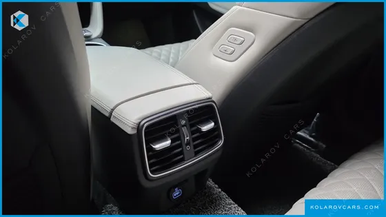 GENESIS G70 GASOLINE 2.0T 4WD