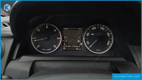 LAND ROVER DISCOVERY 3.0 SDV6 SE