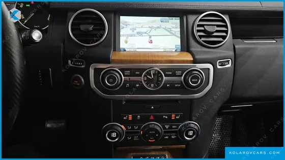 LAND ROVER DISCOVERY 3.0 SDV6 HSE