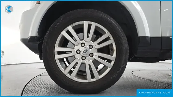 LAND ROVER DISCOVERY 3.0 SDV6 SE
