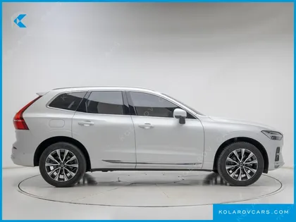 VOLVO XC60 B5 ULTIMATE BRIGHT