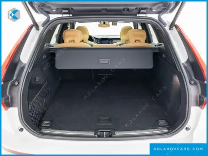 VOLVO XC60 B5 ULTIMATE BRIGHT