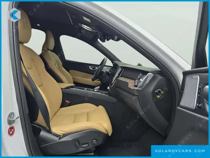 VOLVO XC60 B5 ULTIMATE BRIGHT