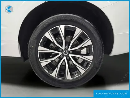 VOLVO XC60 B5 ULTIMATE BRIGHT