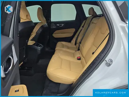 VOLVO XC60 B5 ULTIMATE BRIGHT