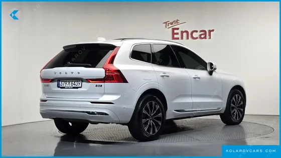 VOLVO XC60 B5 ULTIMATE BRIGHT