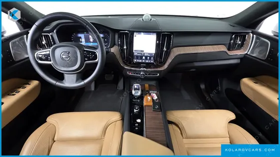 VOLVO XC60 B5 ULTIMATE BRIGHT