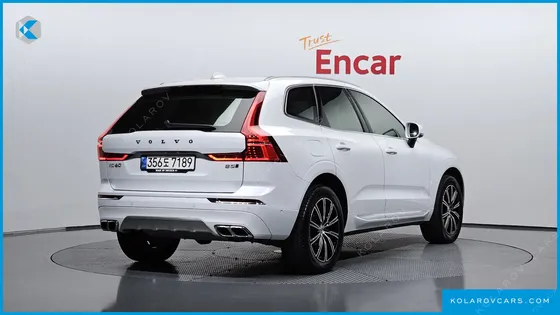 VOLVO XC60 B5 INSCRIPTION