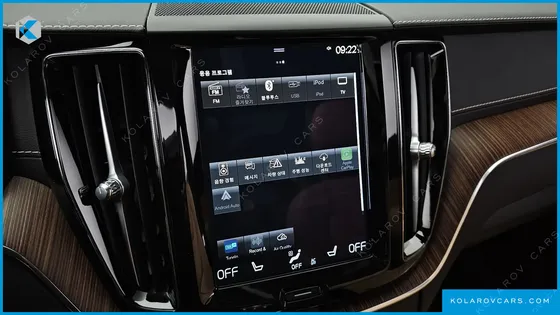 VOLVO XC60 B5 INSCRIPTION