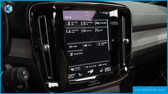 VOLVO XC40 B4 INSCRIPTION