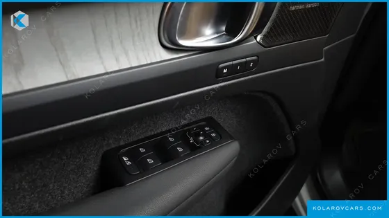 VOLVO XC40 B4 INSCRIPTION