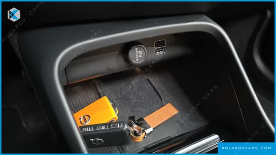 VOLVO XC40 B4 INSCRIPTION