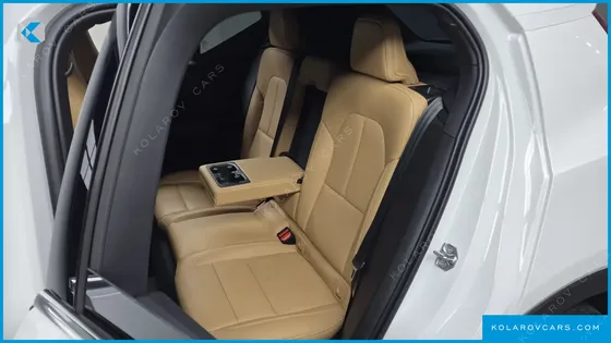 VOLVO XC40 B4 INSCRIPTION