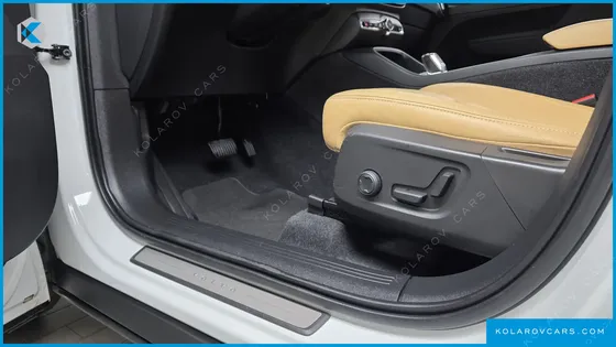 VOLVO XC40 B4 INSCRIPTION