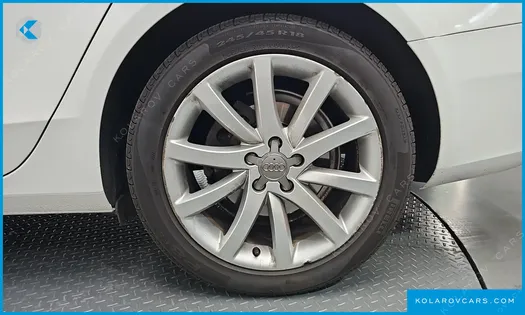 AUDI A4 2.0 TDI QUATTRO DYNAMIC