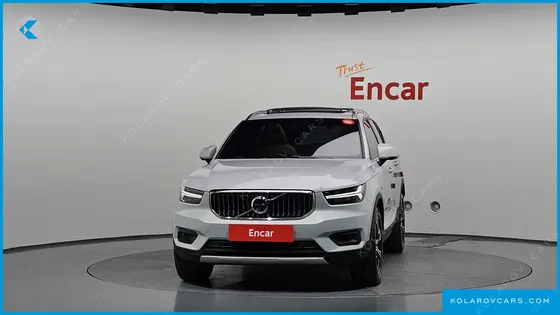 VOLVO XC40 B4 INSCRIPTION