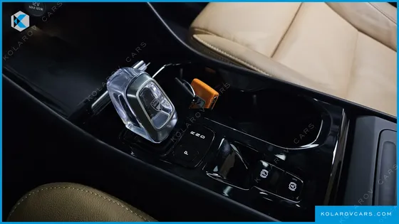 VOLVO XC40 B4 INSCRIPTION